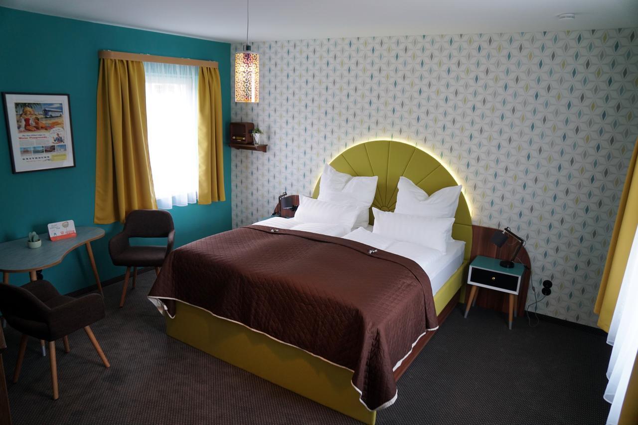 Themenhotel 50'S Ville Motel Chemnitz Exterior photo
