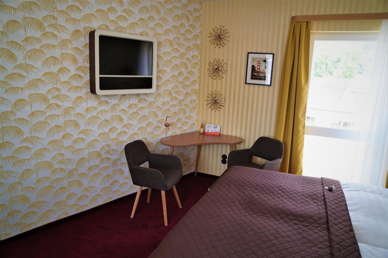 Themenhotel 50'S Ville Motel Chemnitz Exterior photo